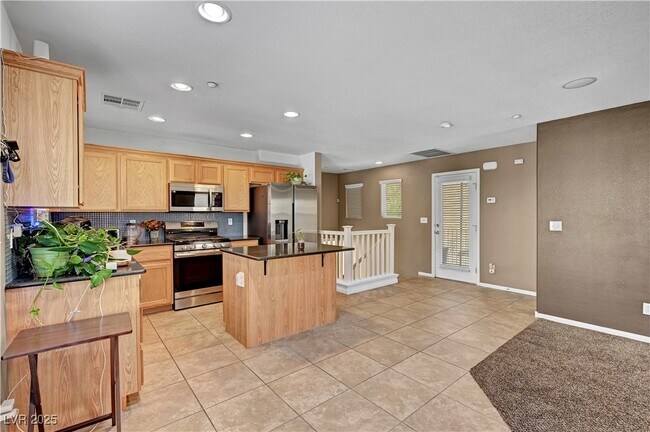 Building Photo - 8949 Brian Christopher Ave