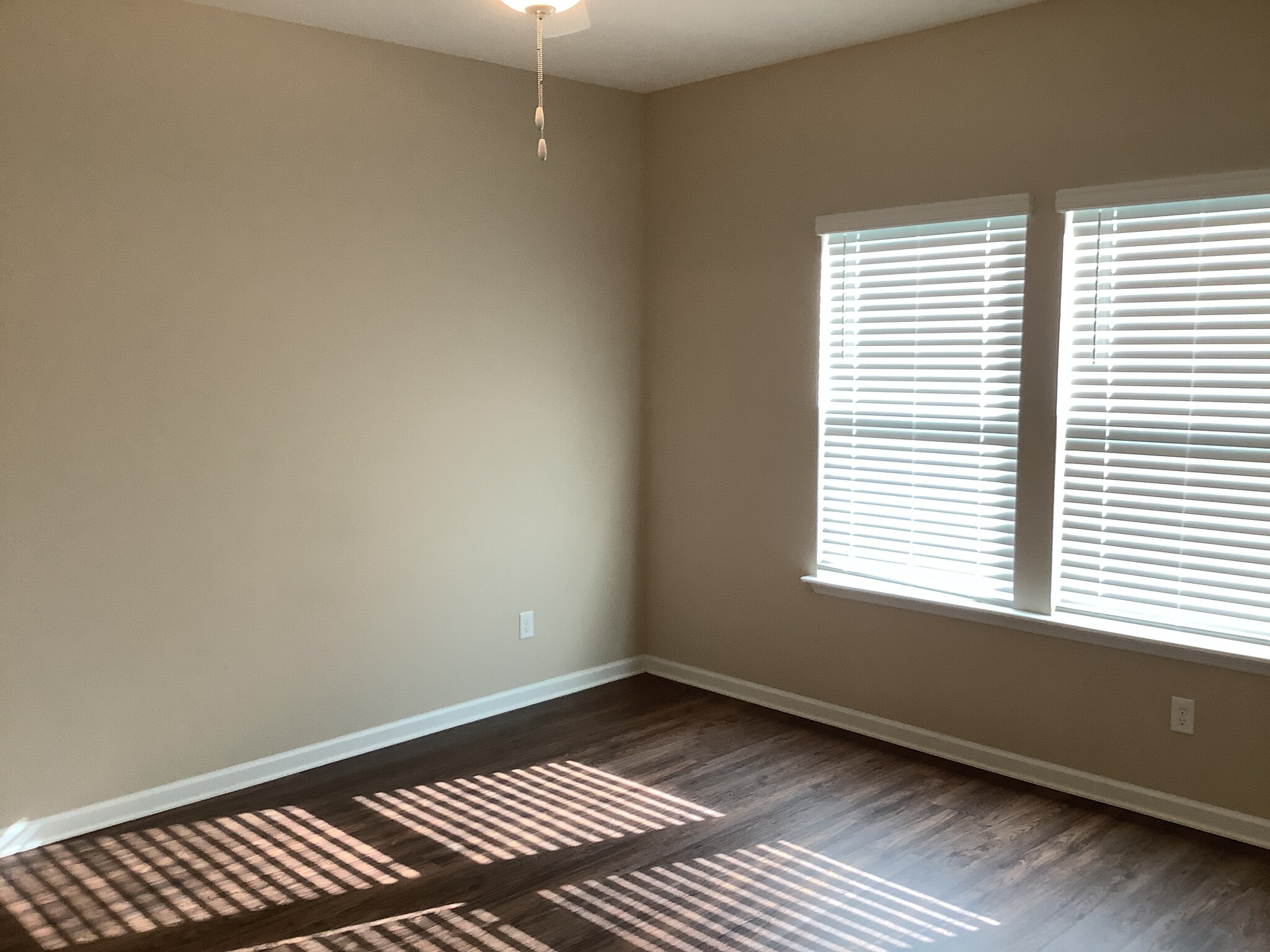 Building Photo - 300 Anastasia Park Rd