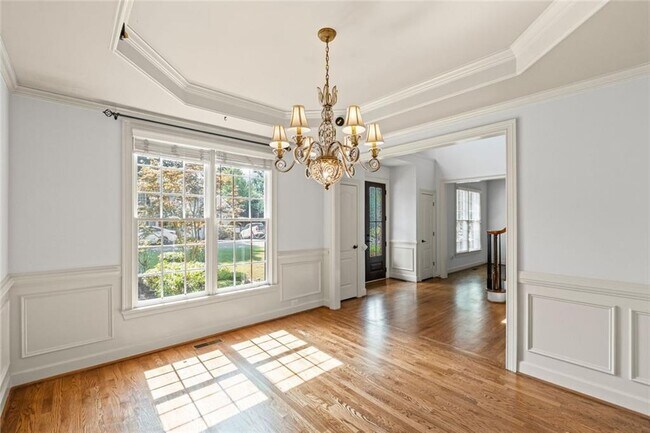 Building Photo - 12857 Waterside Dr