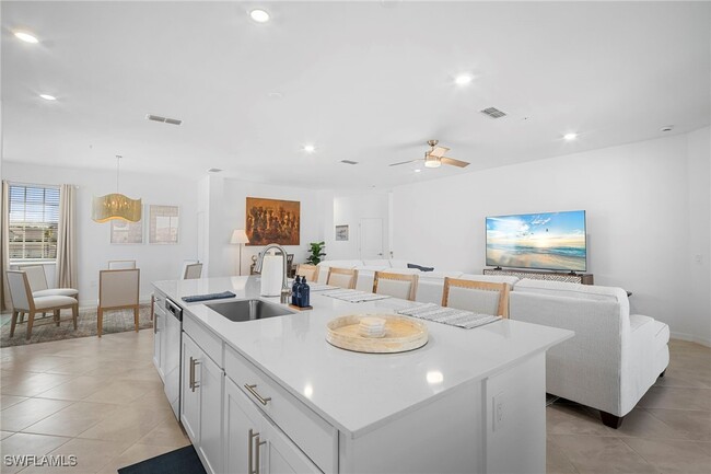 Building Photo - 15158 Bluffton Ln