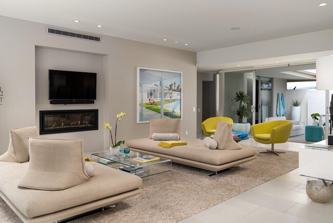 Building Photo - 177 Westlake Dr