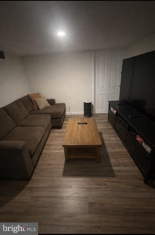 Building Photo - 414 S 15th St