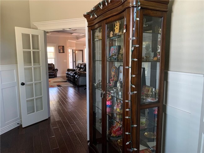 Building Photo - 3203 SW Joshua Ave