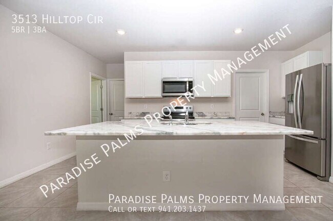 Building Photo - 3513 Hilltop Cir