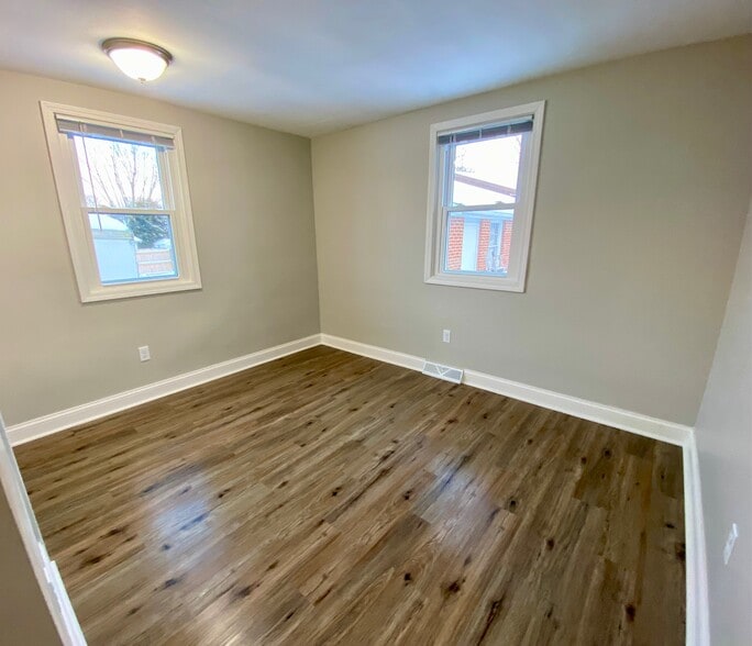 Bedroom 2 - 2520 42nd St NW