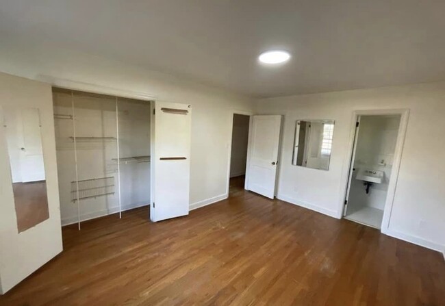 Building Photo - 3307 Wexford Dr