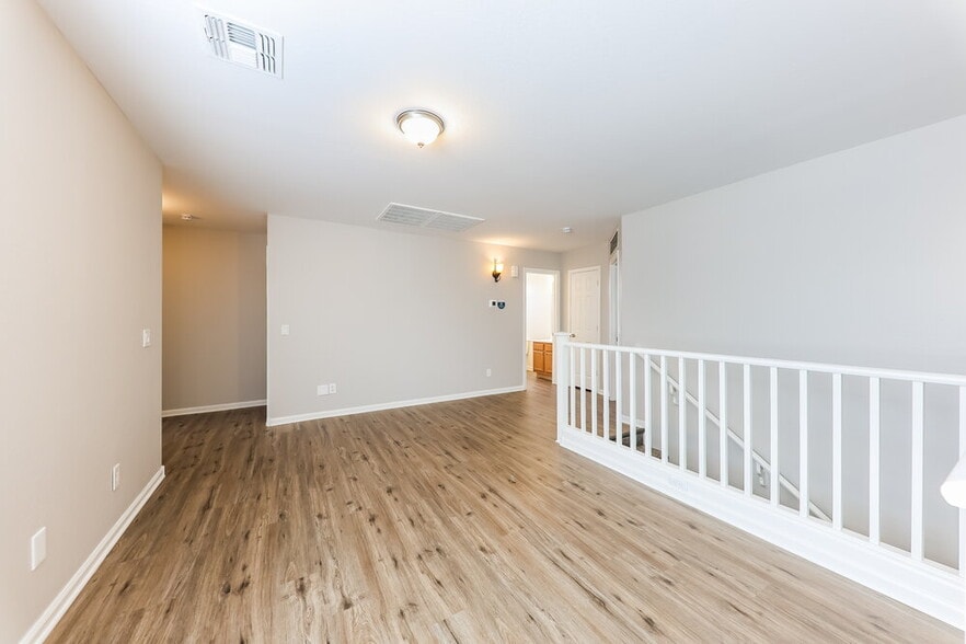 Building Photo - 11418 W Austin Thomas Dr