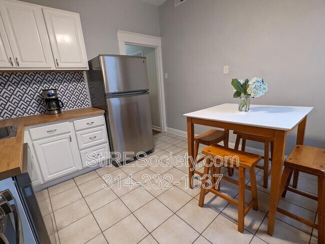 Building Photo - 2920 Louisiana Ave