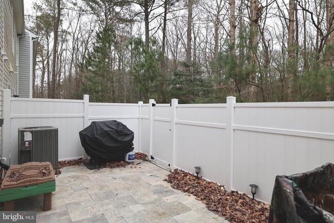 Building Photo - 130 Intrepid Ln