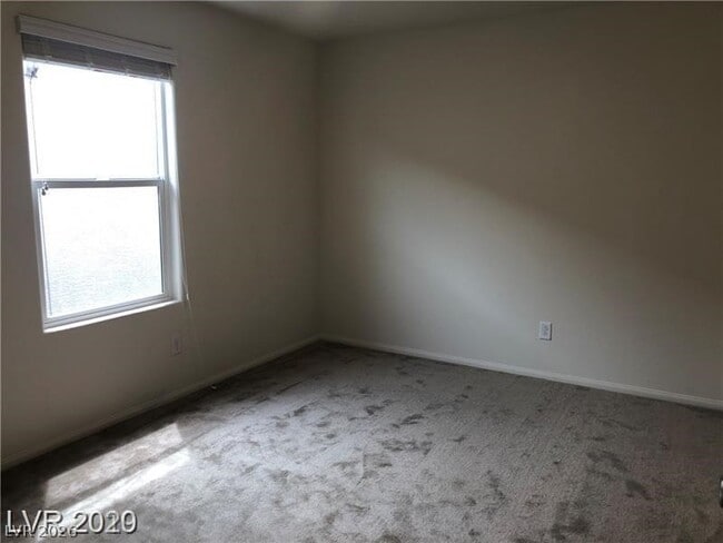 Building Photo - 7576 Slipper Orchid St