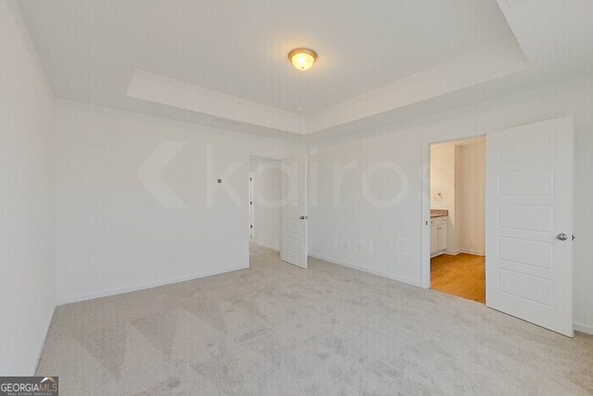 Building Photo - 111 English Oak Ln