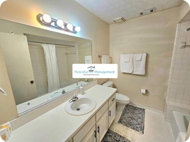 Building Photo - 6206 Olde Towne Dr
