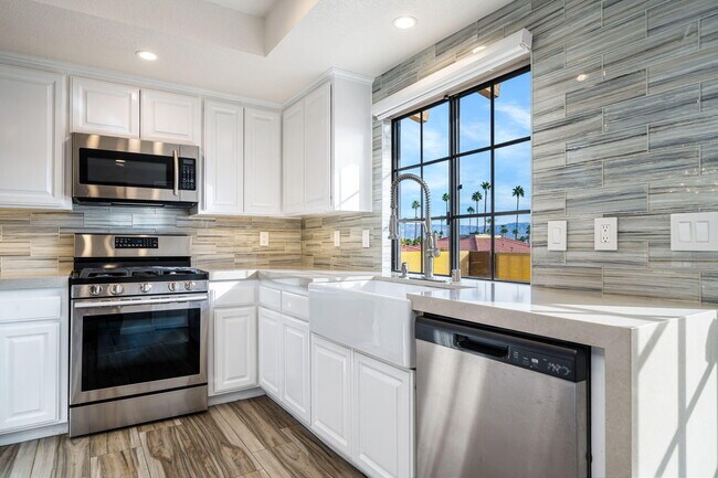 Building Photo - 46395 Ryway Pl