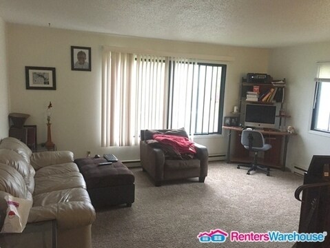 Building Photo - 3112 Park Dr