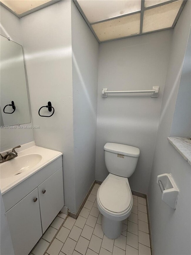 Building Photo - 7925 S Colony Cir