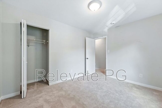 Building Photo - 2301 Strangford Ct
