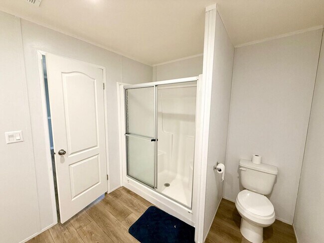 Building Photo - For Rent – Nearly New Home in Elm Mott, TX