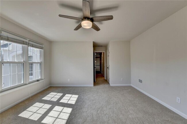 Building Photo - 6415 Sterling Dr