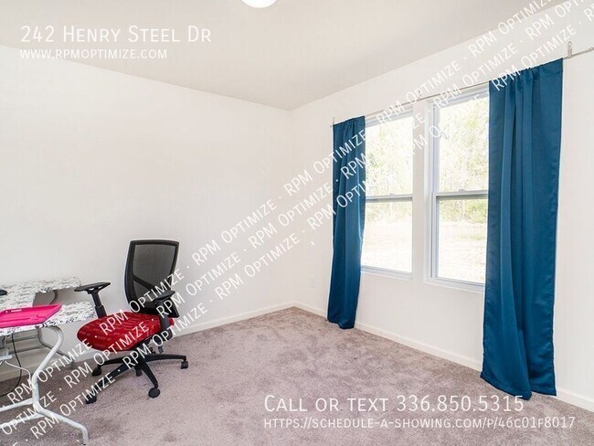 Building Photo - 242 Henry Steel Dr