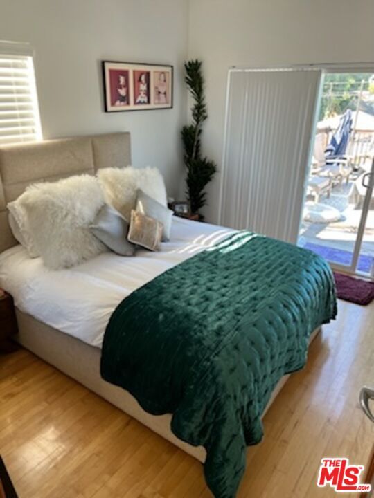 Building Photo - 1033 1/2 N Martel Ave