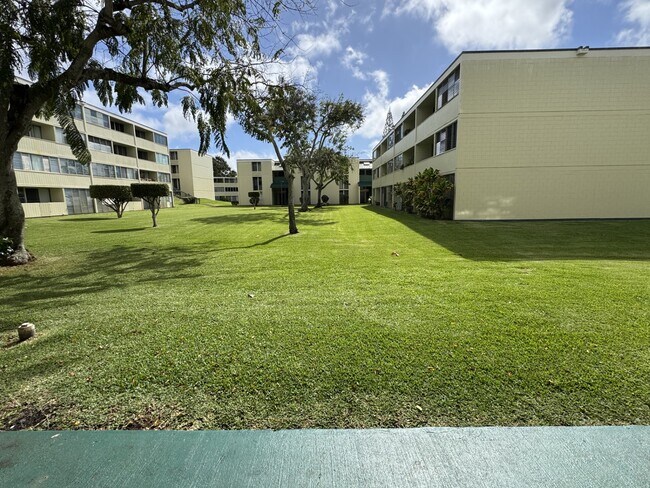 Building Photo - 95-021 Kuahelani Ave