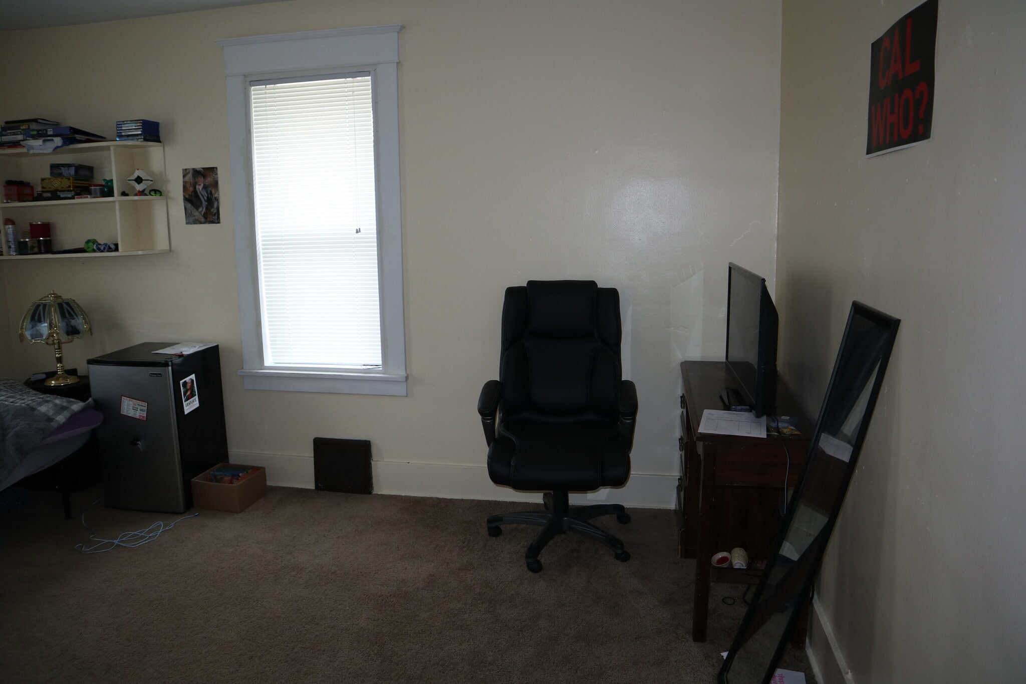 Building Photo - 831 6th St