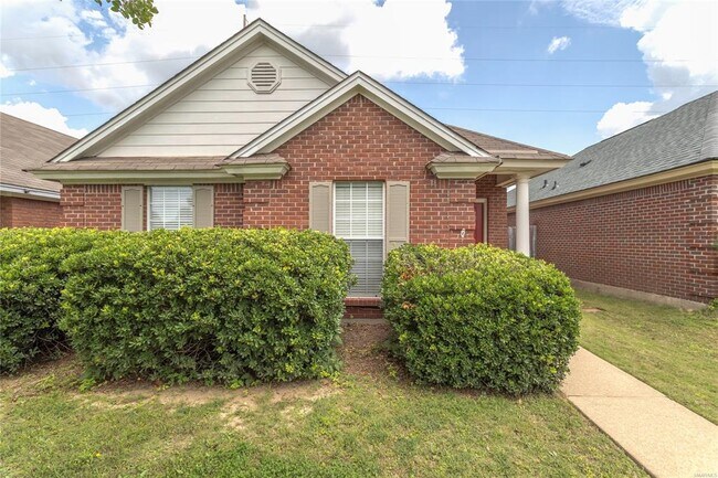 Building Photo - 1161 Stafford Dr