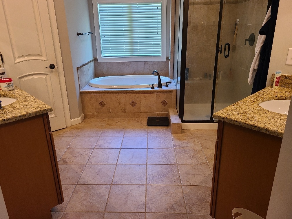Building Photo - 333 Sunstone Dr