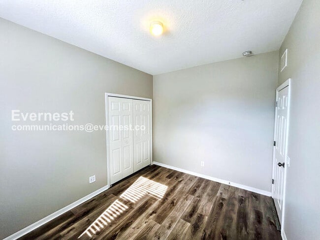 Building Photo - 7709 Armonk Ln