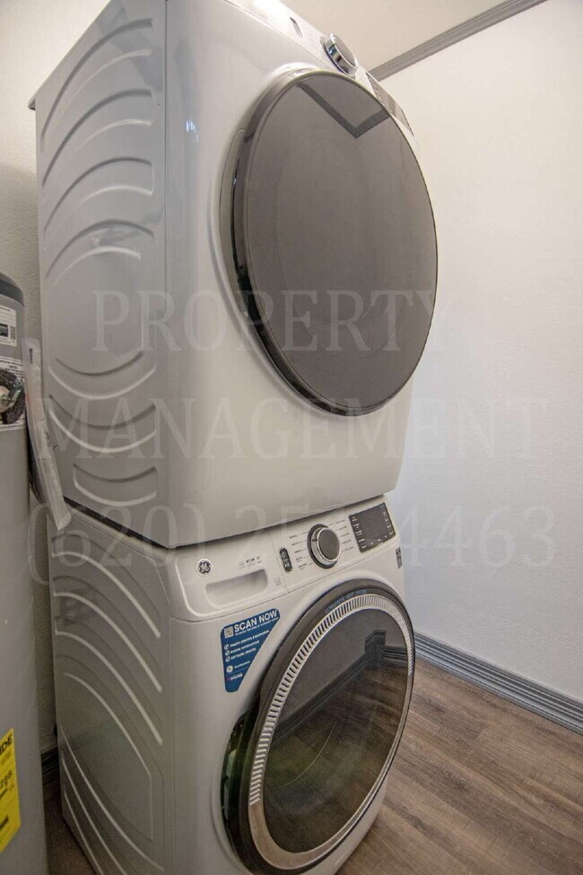 Building Photo - Remodeled 3-Bed Country Home