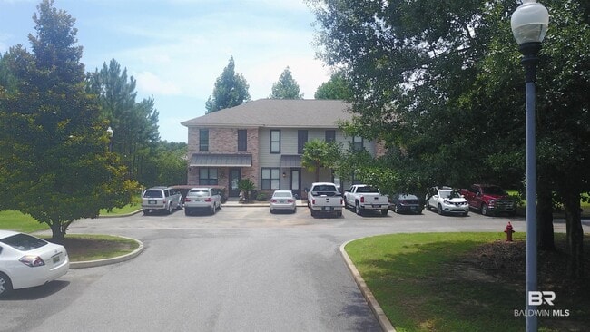 Building Photo - 109 Cody Ln