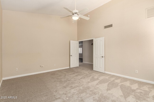 Building Photo - 7002 E Exmoor Dr