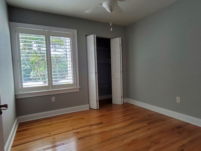 Building Photo - Incredible 2BR/2BA Forest Gardens Villa!