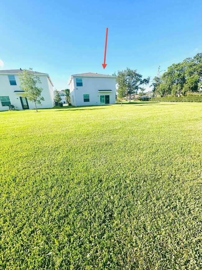 Building Photo - 4518 Dow Ln