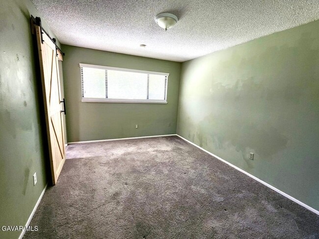 Building Photo - 43757 Albeck Ave