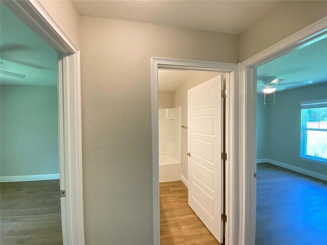 Building Photo - 9065 N Akola Way