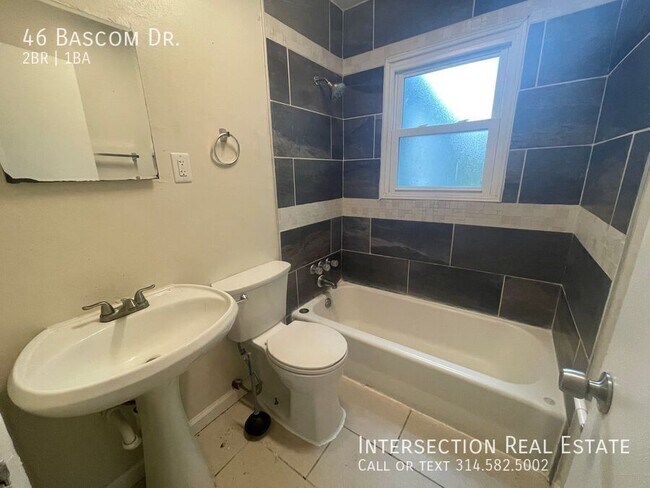 Building Photo - 46 Bascom Dr