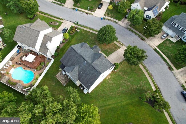 Building Photo - 106 Europa Blvd