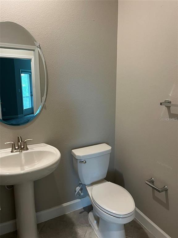 Building Photo - 1712 Roseville St