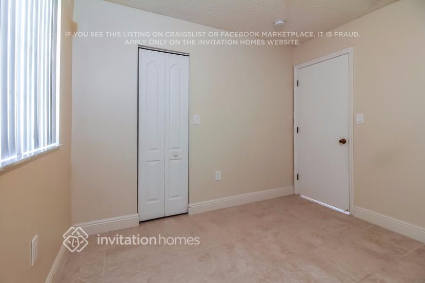 Building Photo - 18118 SW 154 Ct