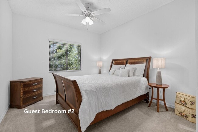 Building Photo - 3020 Alcazar Pl
