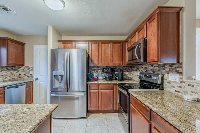 Building Photo - 11354 W Austin Thomas Dr