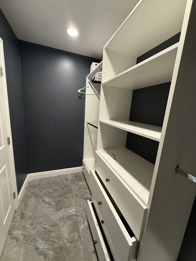 Building Photo - Eagle Ranch Community-2 Story 4 bedrooms Spanish Style Home