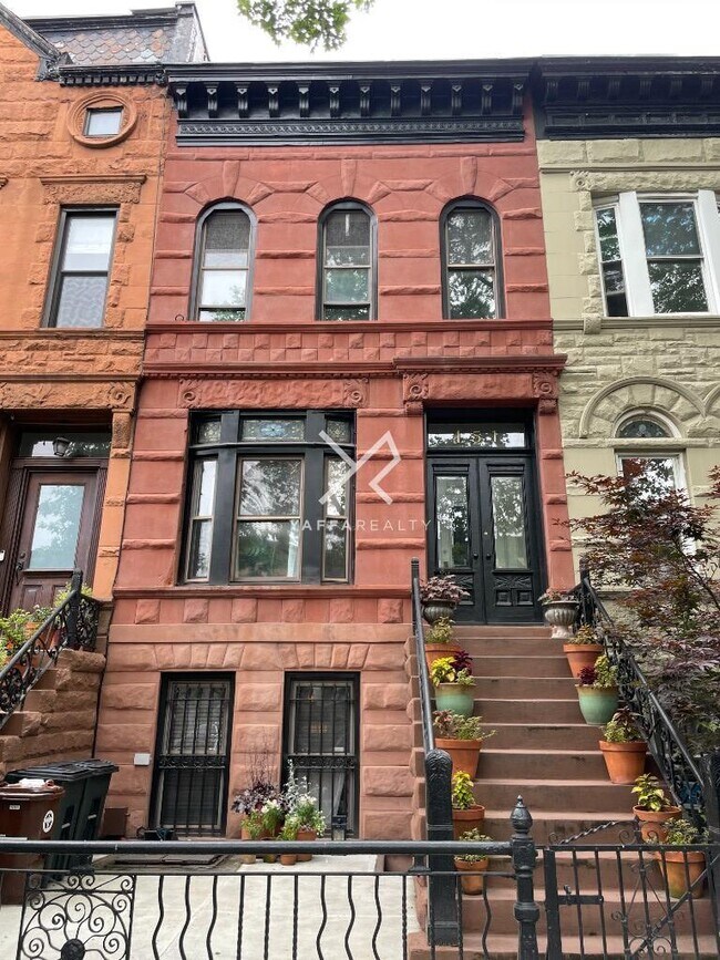 Building Photo - 1 bedroom in BROOKLYN NY 11233