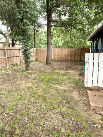 Building Photo - 1202 Stone Creek Dr