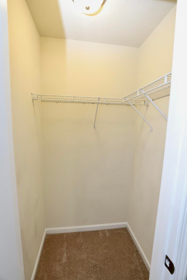 Building Photo - 1761 Nicholas Dr