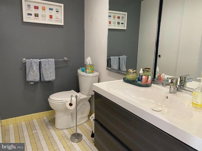 Building Photo - 501 Spruce St