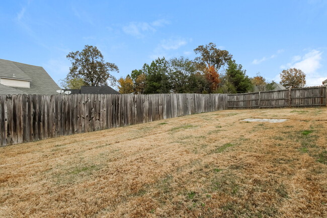 Building Photo - 6744 Whitten View Ln