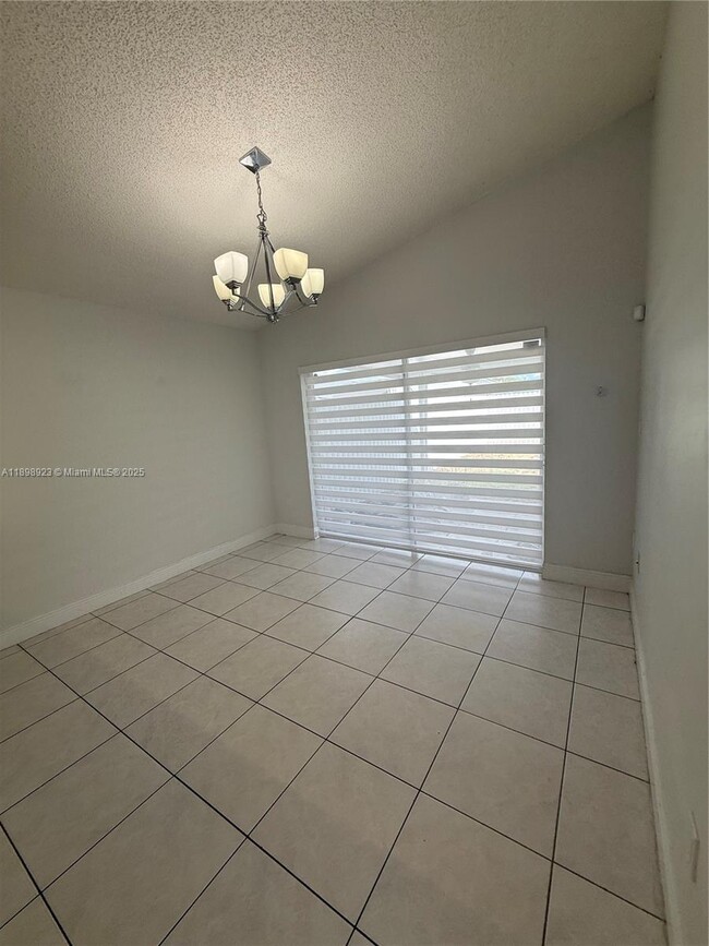 Building Photo - 17913 SW 145th Ave
