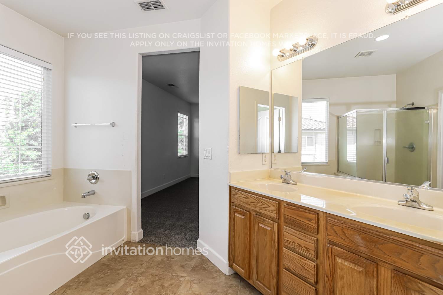 Building Photo - 5289 Moonlit Bay Way